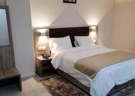 HOTEL DU LAC 3