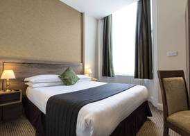 Kensington Gardens Hotel 4