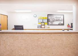 Super 8 by Wyndham Monmouth IL 3