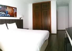 Hotel Carlos III 4