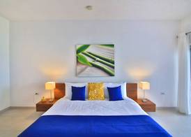 Cupecoy Beach Club 4