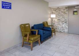 Days Inn by Wyndham Winchester 3