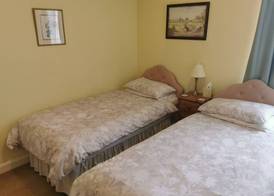 Black Swan Guest House 5