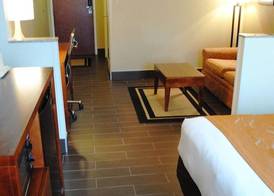 Comfort Suites Grand Rapids South 5