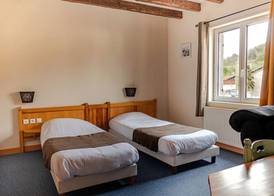 Logis Hotel Restaurant Auberge Les Rives de l'Arzon 3