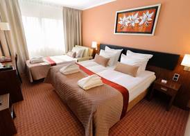 Avalon Hotel & Conferences 5