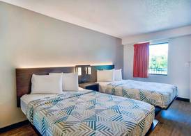 Motel 6-Warren, MI - Detroit East 4