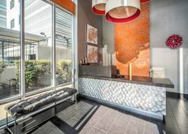 Lexen Hotel - Hollywood Walk of Fame-Universal Studios 2