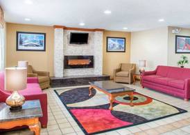 Quality Inn Ottawa near Starved Rock State Park 3