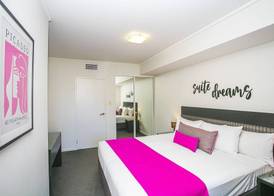 East Perth Suites Hotel 5