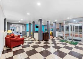 Quality Inn Fort Dodge 4