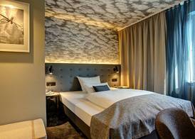 BOUTIQUE 125 HAMBURG AIRPORT 5