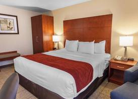 Comfort Inn & Suites Near Fallon Naval Air Station 5