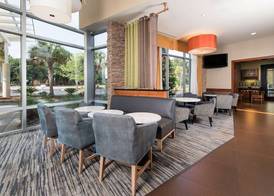 Hyatt Place Charleston Airport / Convention Center 3