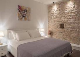Casa di Pietra 5