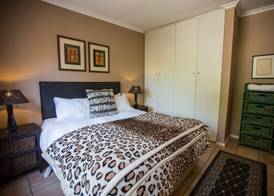 Moonflower Cottages 4