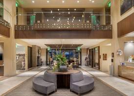 Best Western Premier Boulder Falls Inn 2