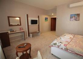 Gold Suite 2