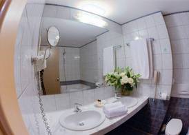 CLASS HOTEL 5