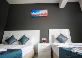 MOONBOW BEACH HOTEL 5