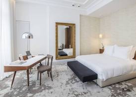 Yndo Hotel 5
