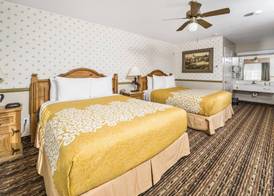 Days Inn by Wyndham Lebec 4