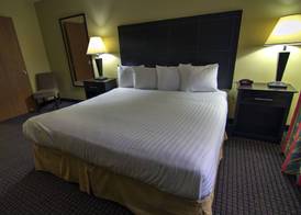 Best Western Lakewinds 4