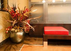 Le Chabrol Hotel & Suites 2
