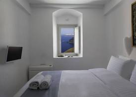 Trieris Villa & Suites 5