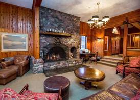 Kandahar Lodge at Whitefish Mountain Resort 2