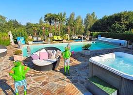 Logis Hôtel Hostellerie Saint-Jacques 4