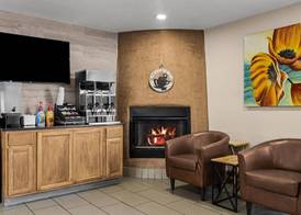 Baymont by Wyndham Santa Fe 3