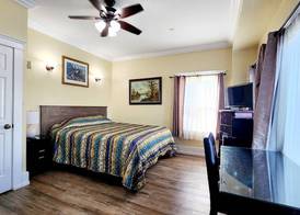 Santa Paula Inn 4