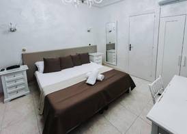 Bee Queen Hotel 5
