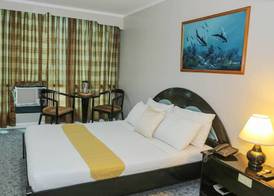 Holiday Plaza Hotel - Cebu 3