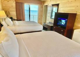 Sunrise Beach Motel 5