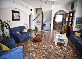 Holiday Beach Resort Santorini 3