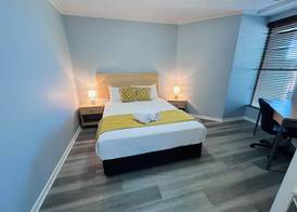 Caloundra Central Apartment Hotel Official 4