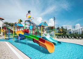 Sealight Resort Hotel 4