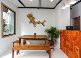 Comfy Corner Hotel 2