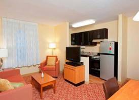 MainStay Suites Bloomington near University 4