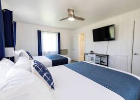 Anchor Bay Inn and Suites 3