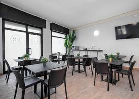 Urban Hotel 3