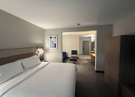Holiday Inn Express & Suites MARBLE FALLS by IHG 5