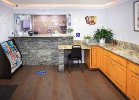 Rodeway Inn & Suites Bellflower 2