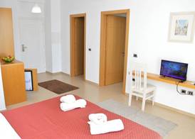 Pastarella Beachfront Resort 5