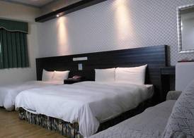 Modern Plaza Hotel 5