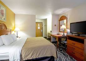 Quality Inn Huron 5