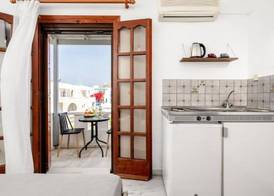 Flerianos Studios Naxos 5