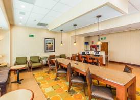 Hampton Inn by Hilton Queretaro Tecnologico 2